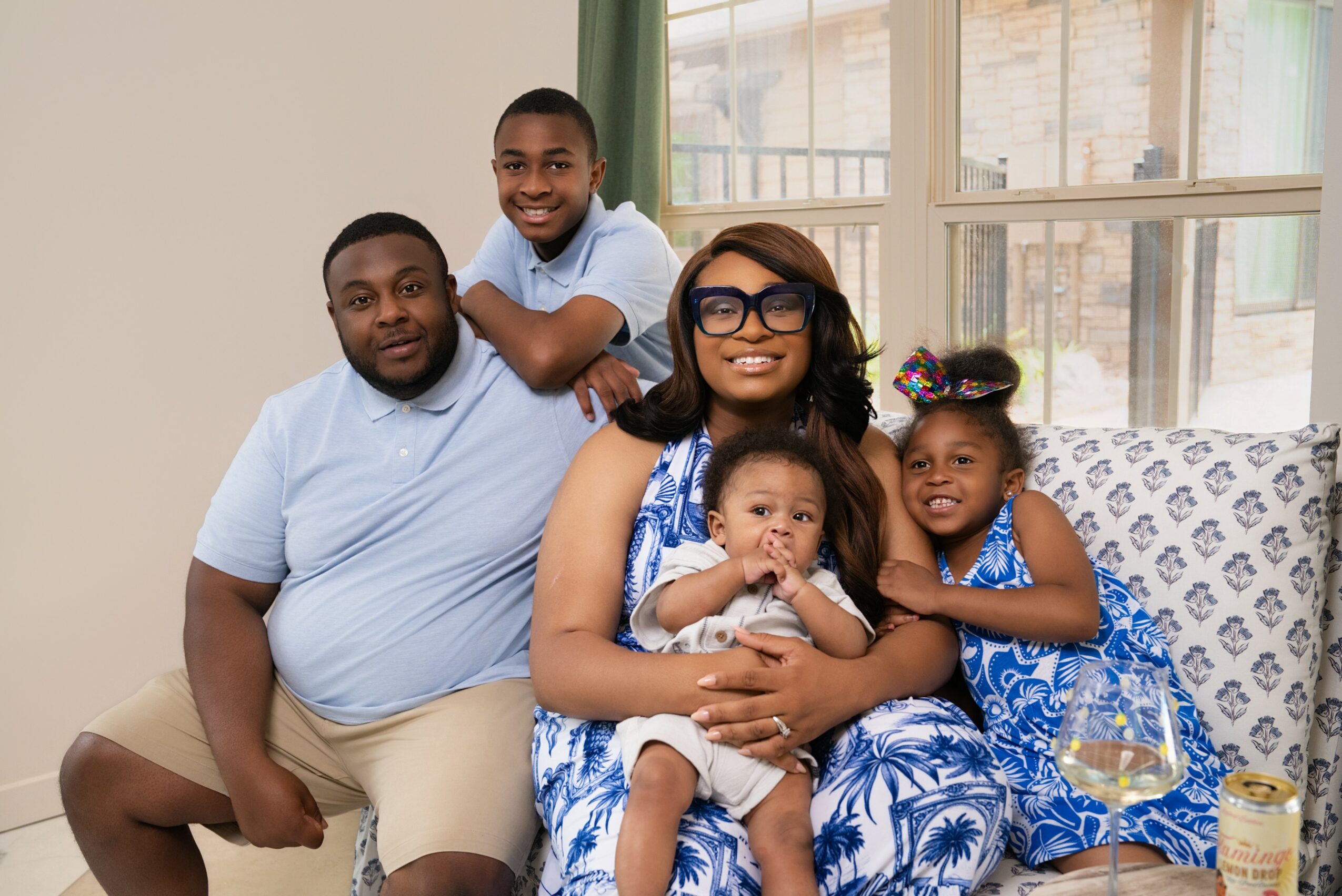 Hidden Gems: Meet Ashley Hunt-Poole of Hello MAMÁ Wine